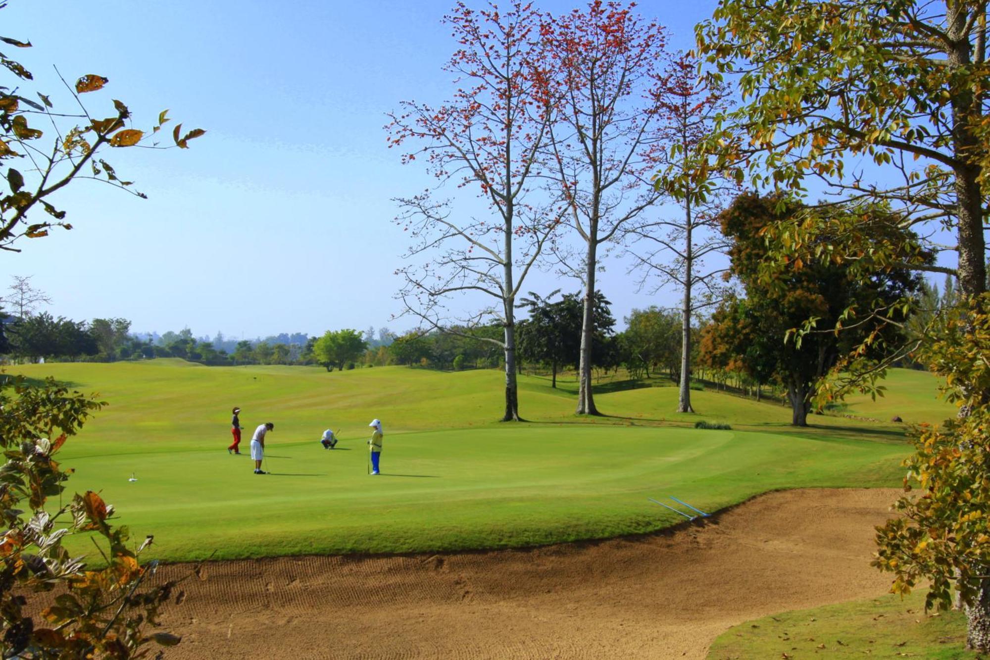 Mae Jo Golf Resort & Spa Ban Ban San Sai Dış mekan fotoğraf